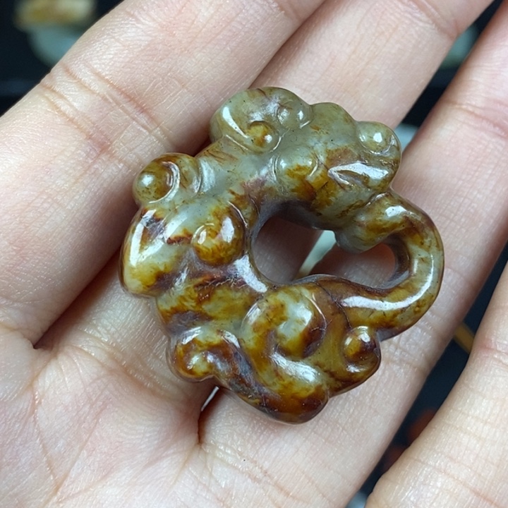 未镶嵌和田玉挂件