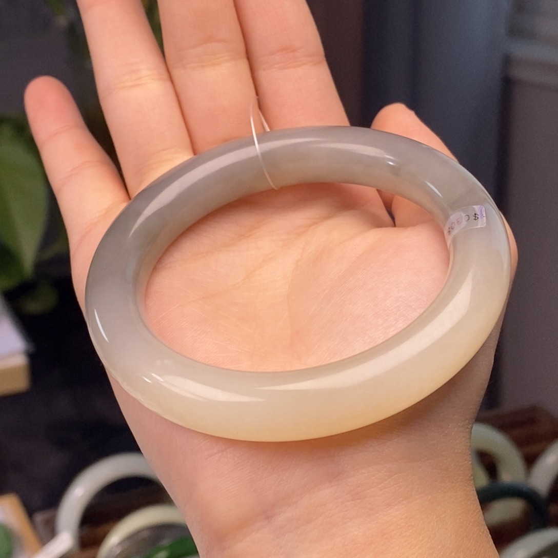 和田玉冰胶底粉紫未镶嵌58