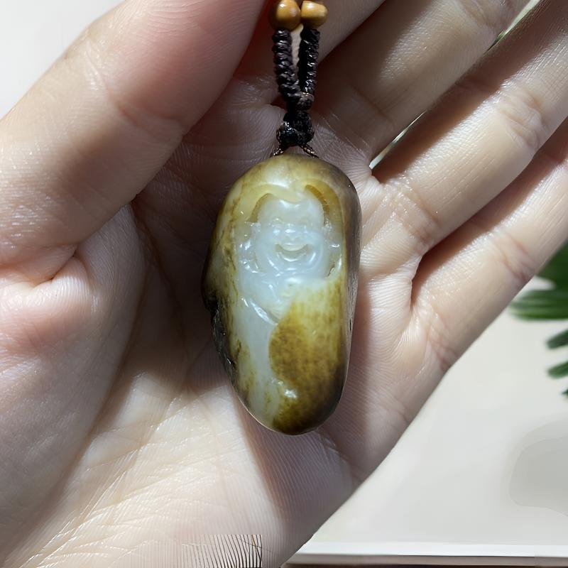 和田玉纯天然秋梨沁原石佛公吊坠