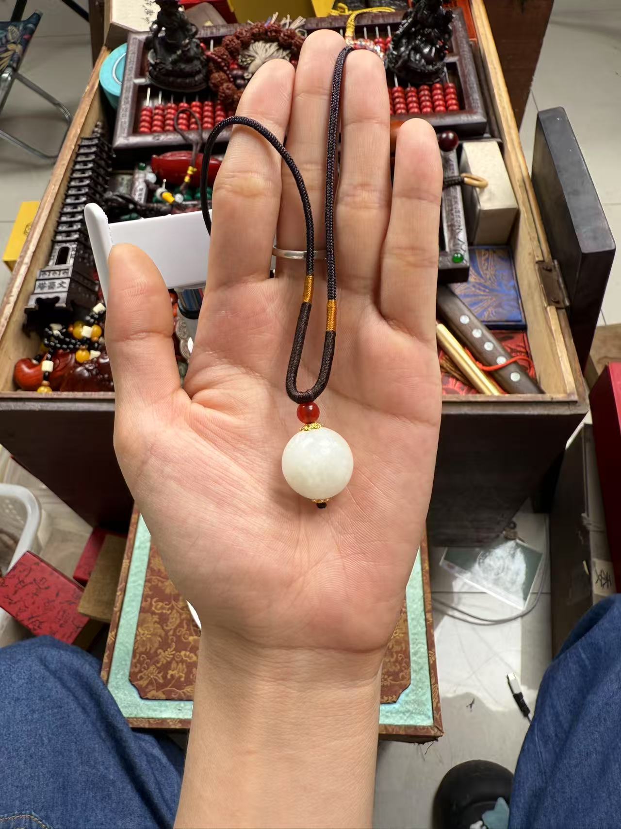 【闪购商品】和田玉珠子