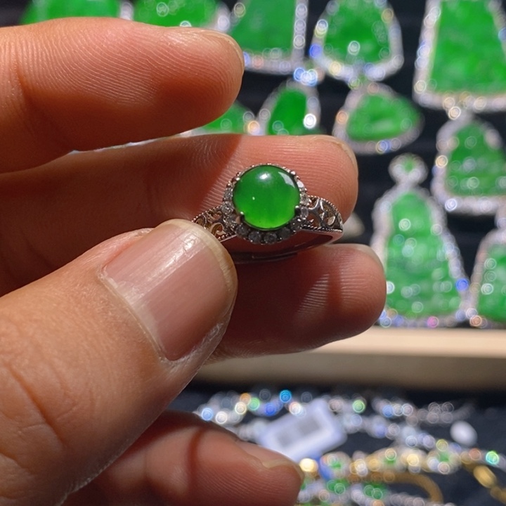 翡翠戒指银S925镶嵌天然A货翡翠