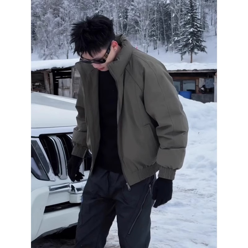 军绿色白鸭绒短款羽绒服外套男冬季高级感加厚保暖防寒服飞行夹克