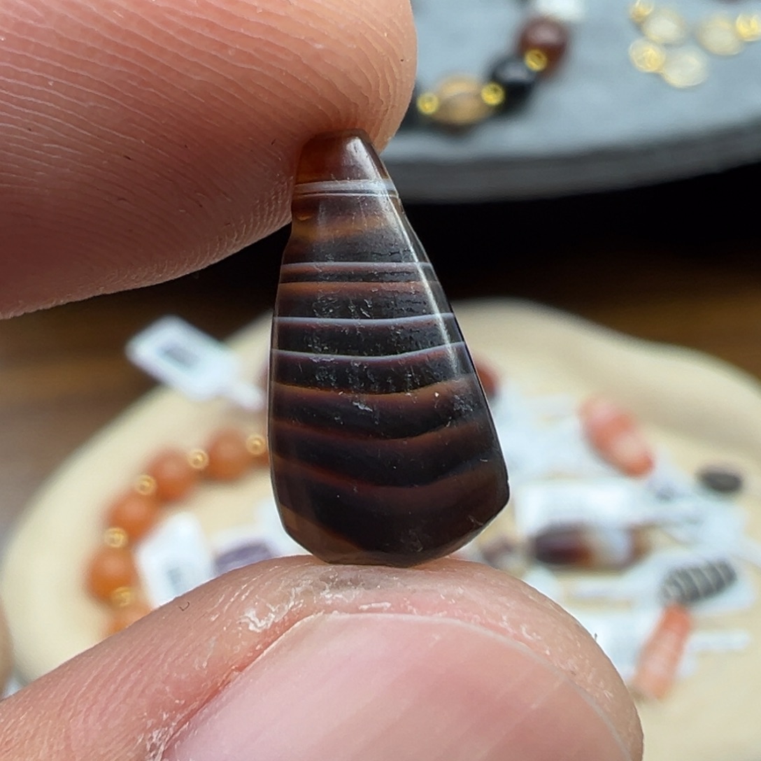 玛瑙/玉髓未镶嵌珠宝半成品x9   15×8