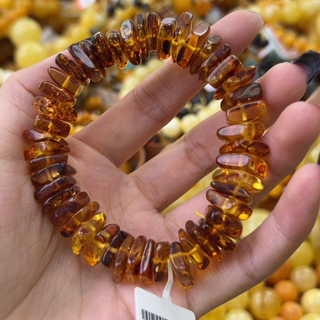 琥珀珠宝奇石未镶嵌