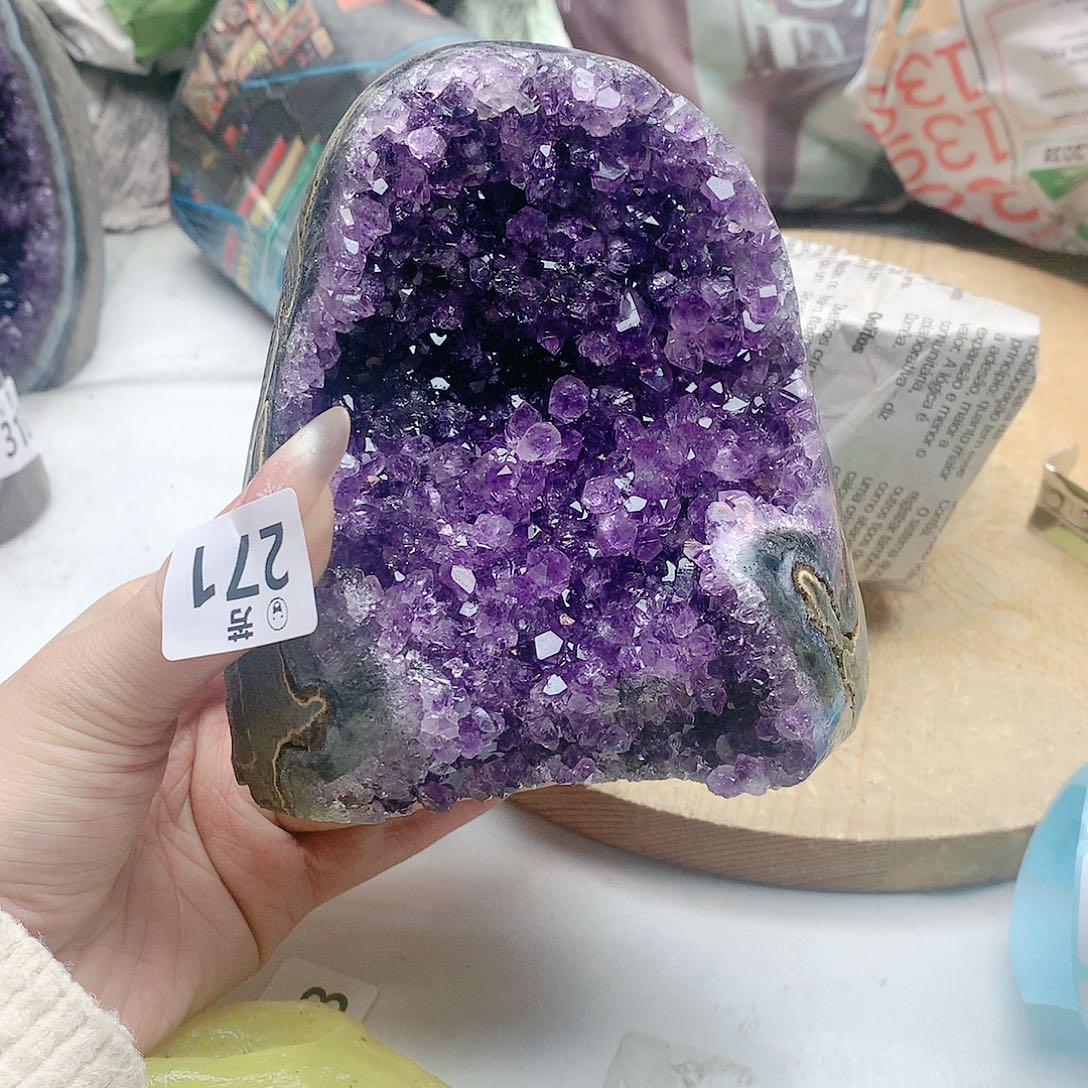 紫晶大型摆件（非配饰）未镶嵌