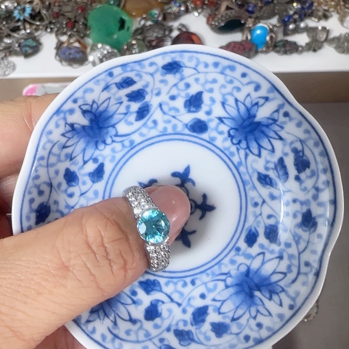 瓷片肉**ヾ瓷器的制作工艺