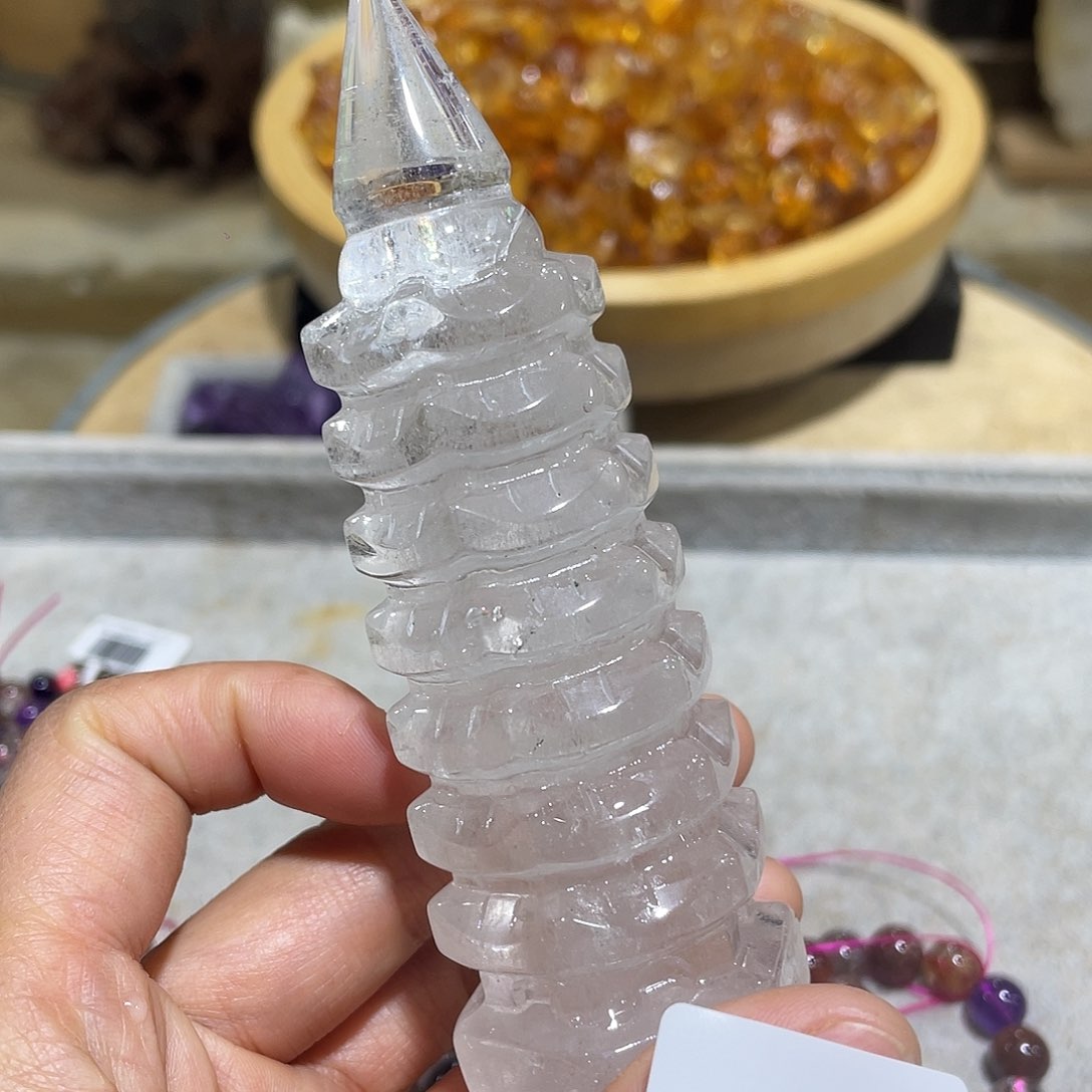 水晶摆件……未镶嵌