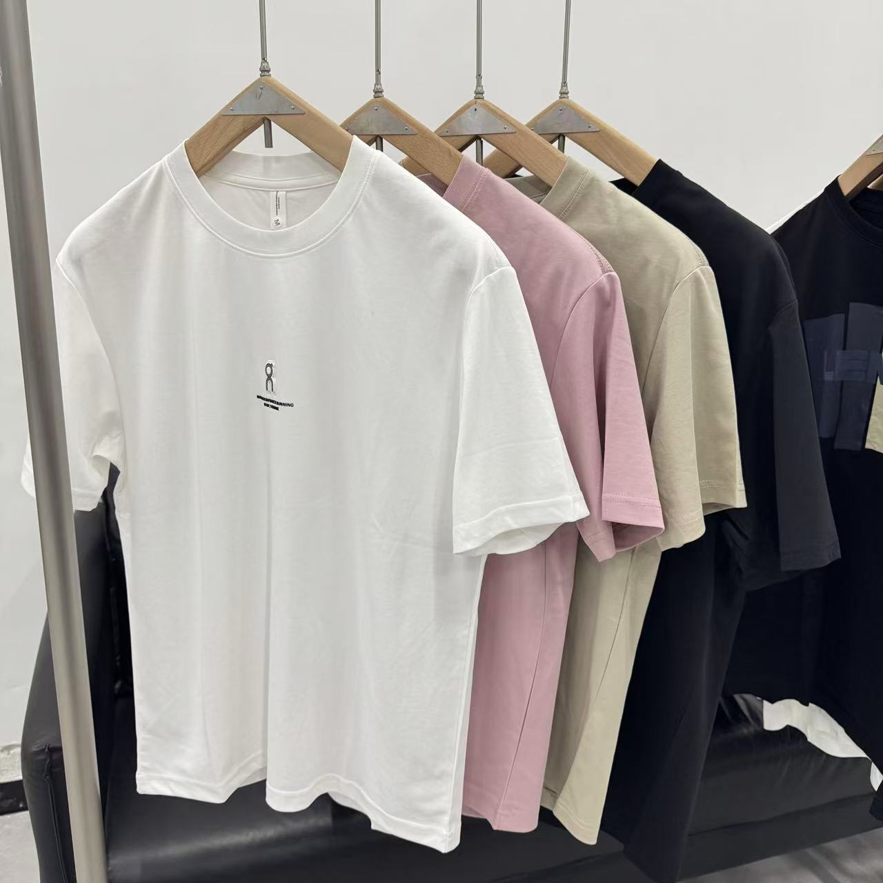 《白色》小众设计时尚潮流短T-1607