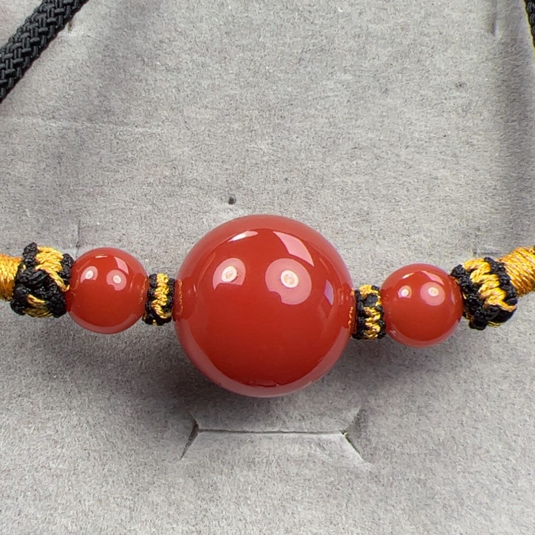 未镶嵌吊坠南红玛瑙