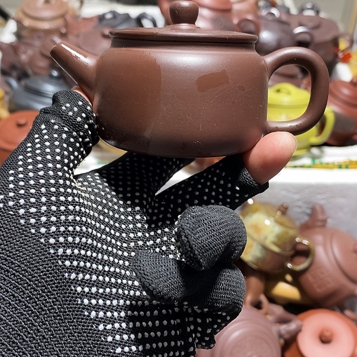 紫砂茶壶微瑕微笑