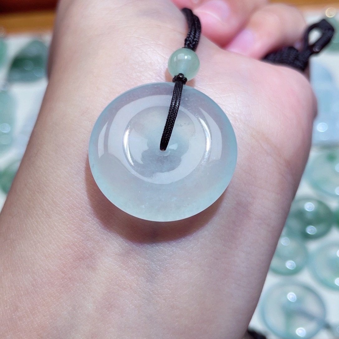 翡翠未镶嵌颈饰扣子