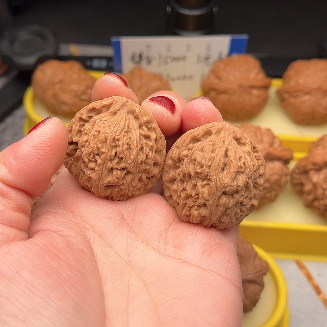 文玩核桃把件南疆全品36