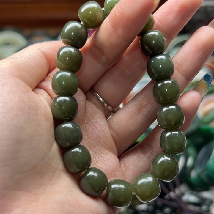 和田玉未镶嵌手链