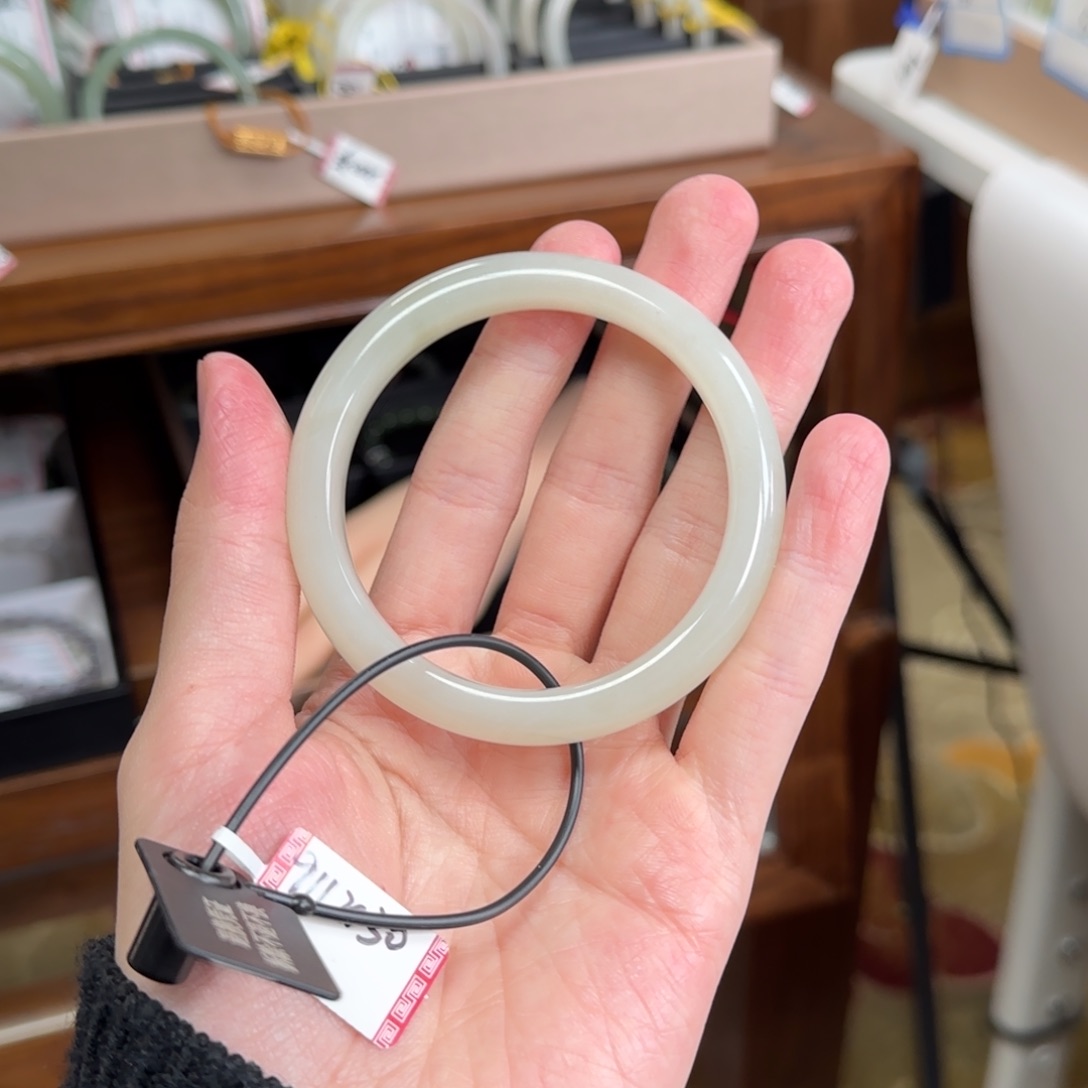 和田玉未镶嵌手镯19