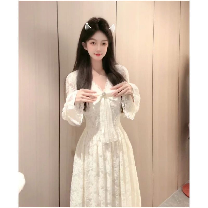  法式超温柔加绒加厚 蕾丝连衣裙打底秋冬新款绝绝子美丽气质长裙