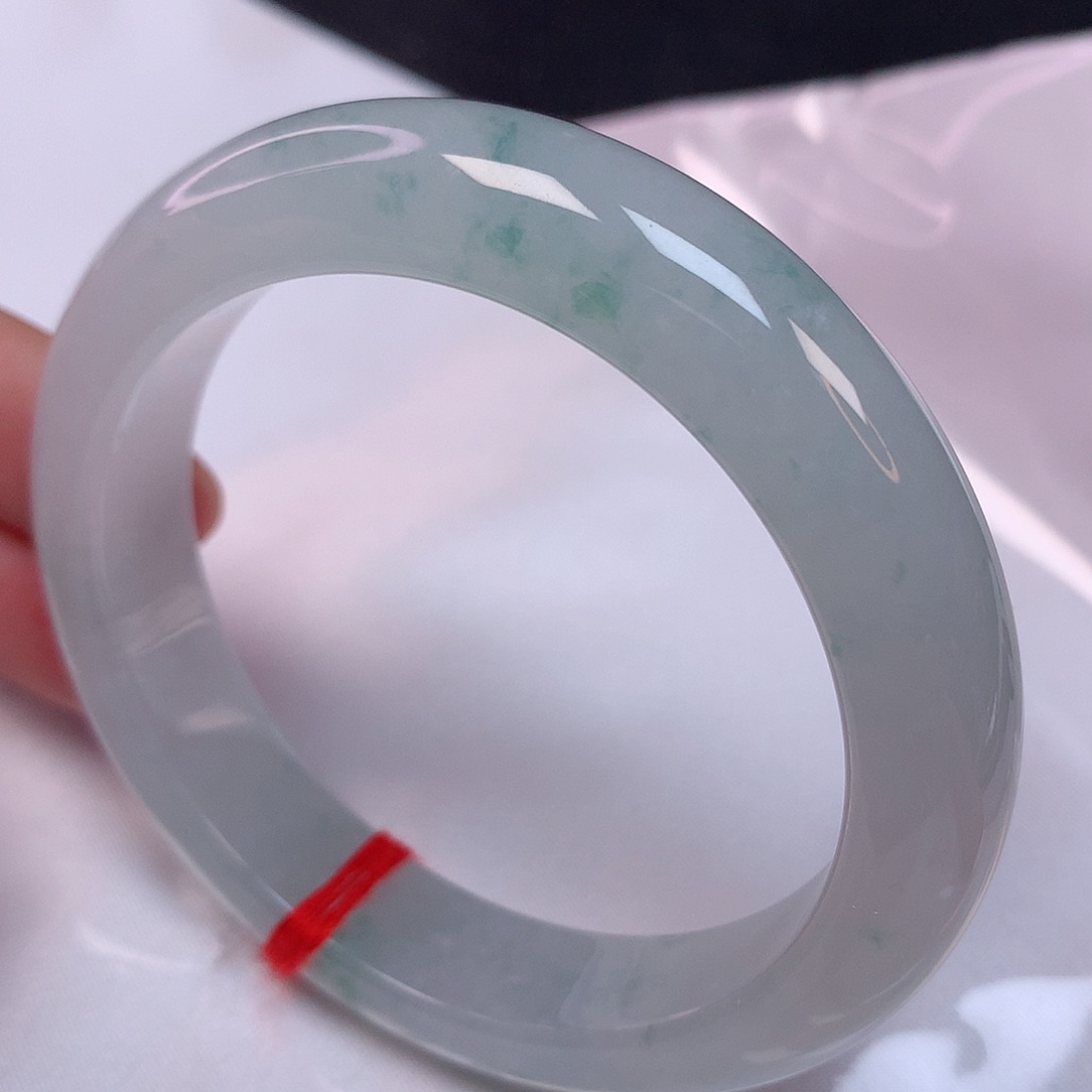 翡翠手镯未镶嵌57 翡翠手镯