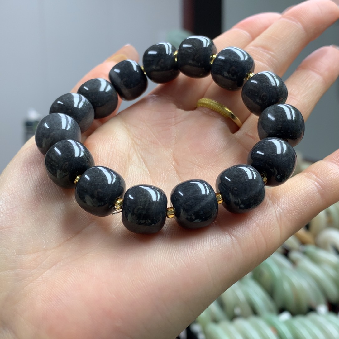 石英质玉未镶嵌串