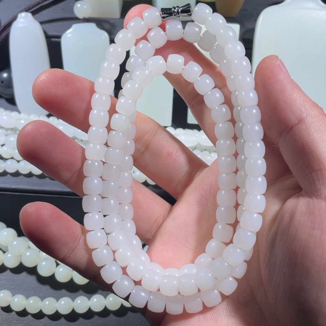 和田玉未镶嵌吊坠(不含链)项链