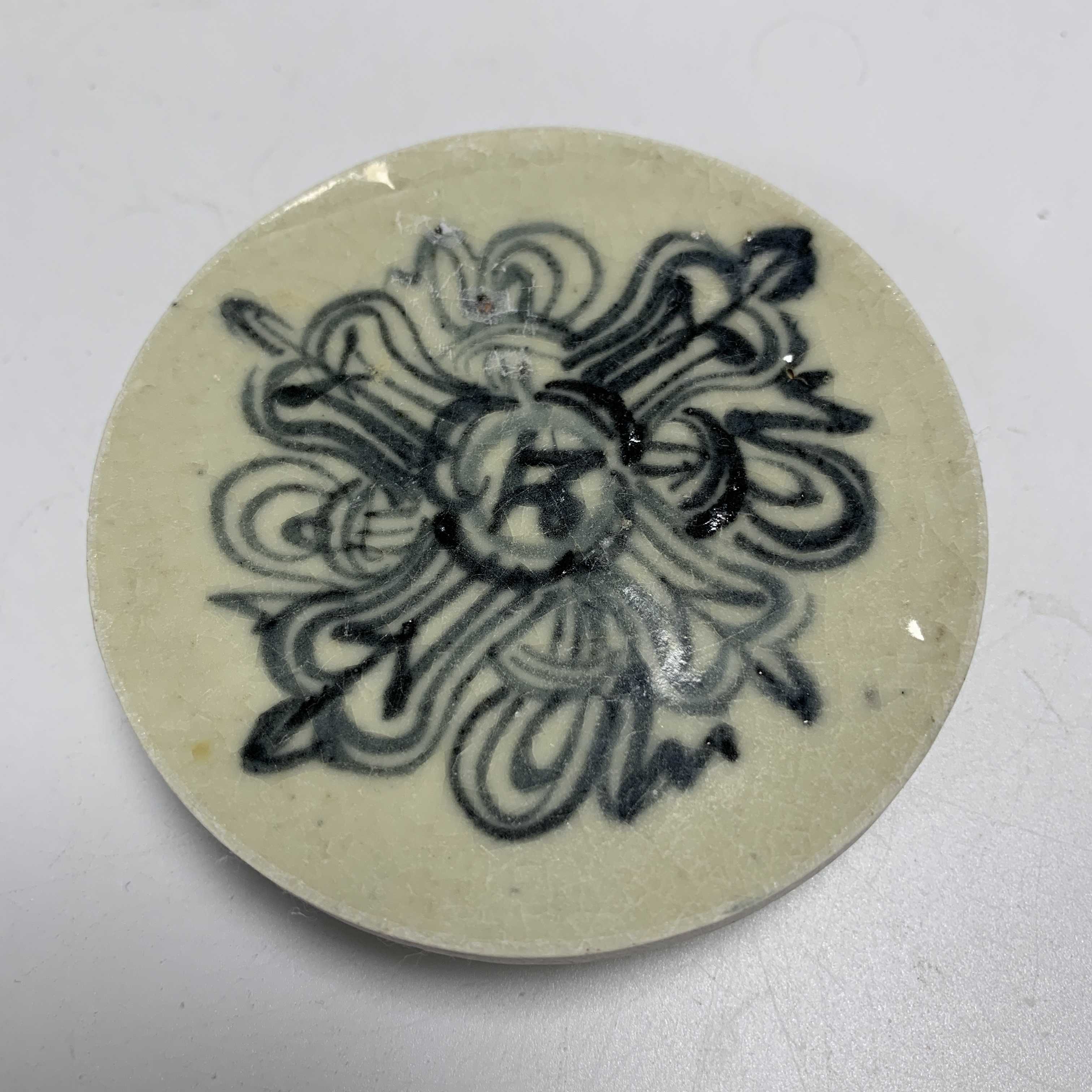 022011417 明中期 十字杵杯垫 xc 云南省文物总店