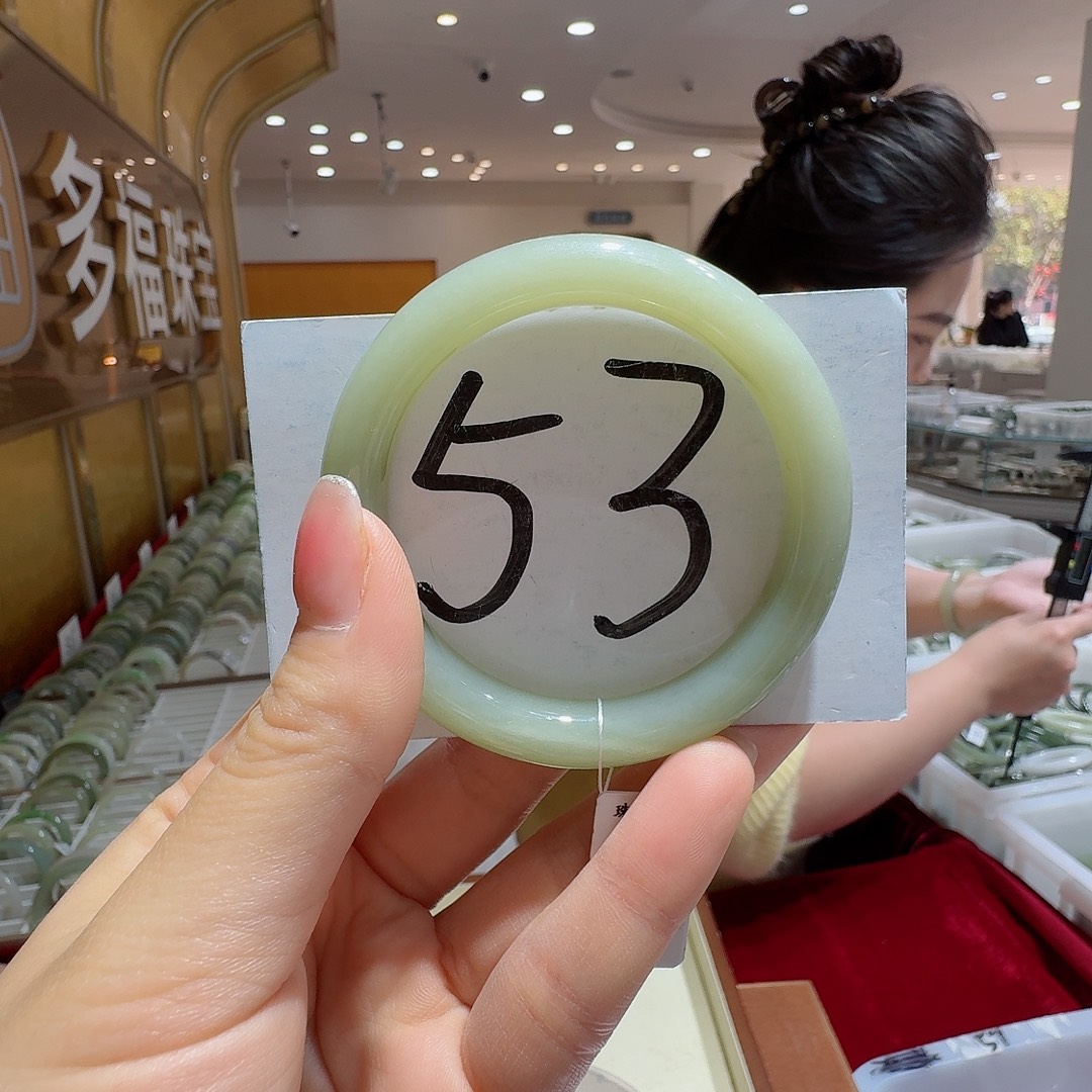 和田玉未镶嵌手镯59