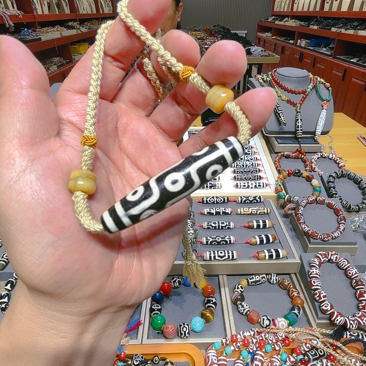 未镶嵌玛瑙/玉髓珠宝奇石