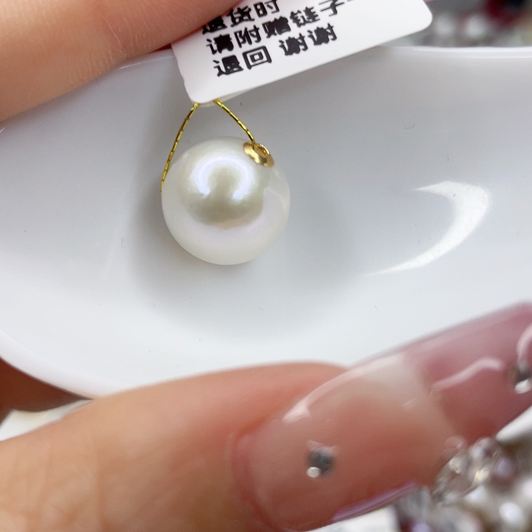 淡水珍珠18K金镶嵌颈饰