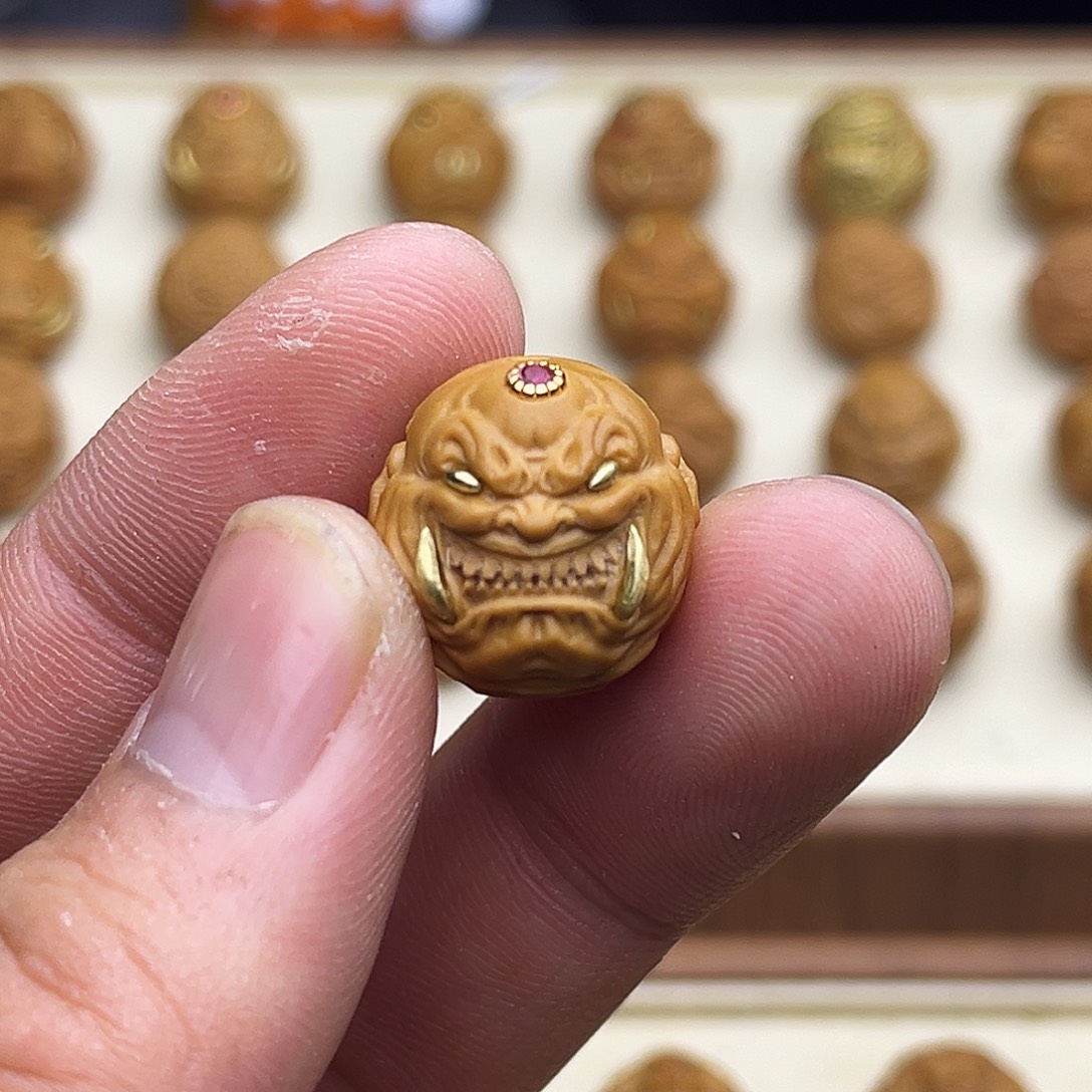 吊坠猴头核桃镶嵌獠牙如来17