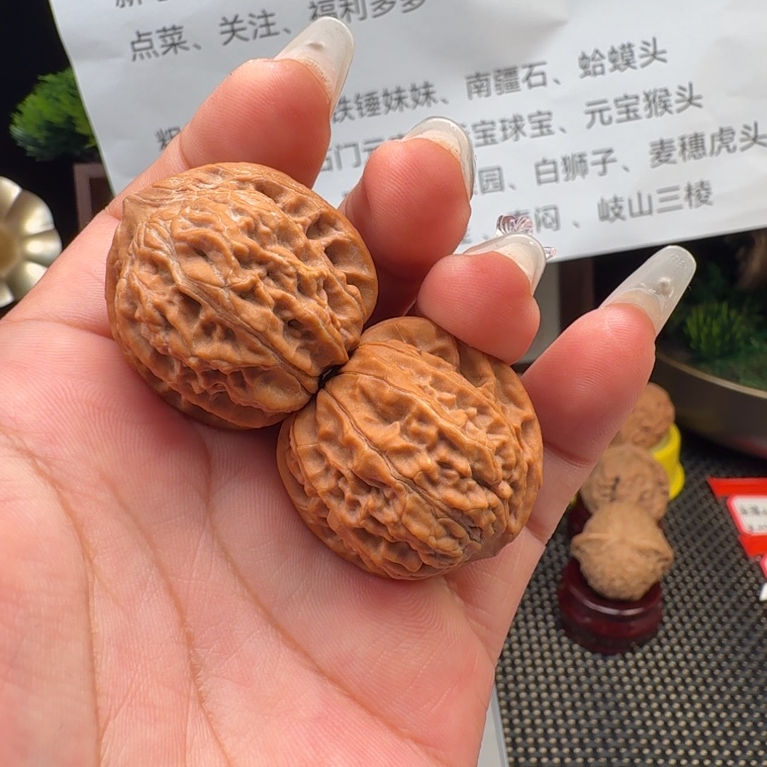 把件文玩核桃全品无修野生小手捻30尺