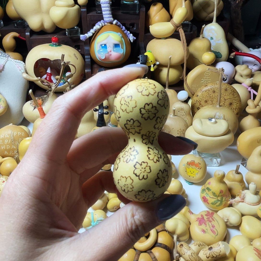 晴***儿木葫芦葫芦葫芦满花绕指