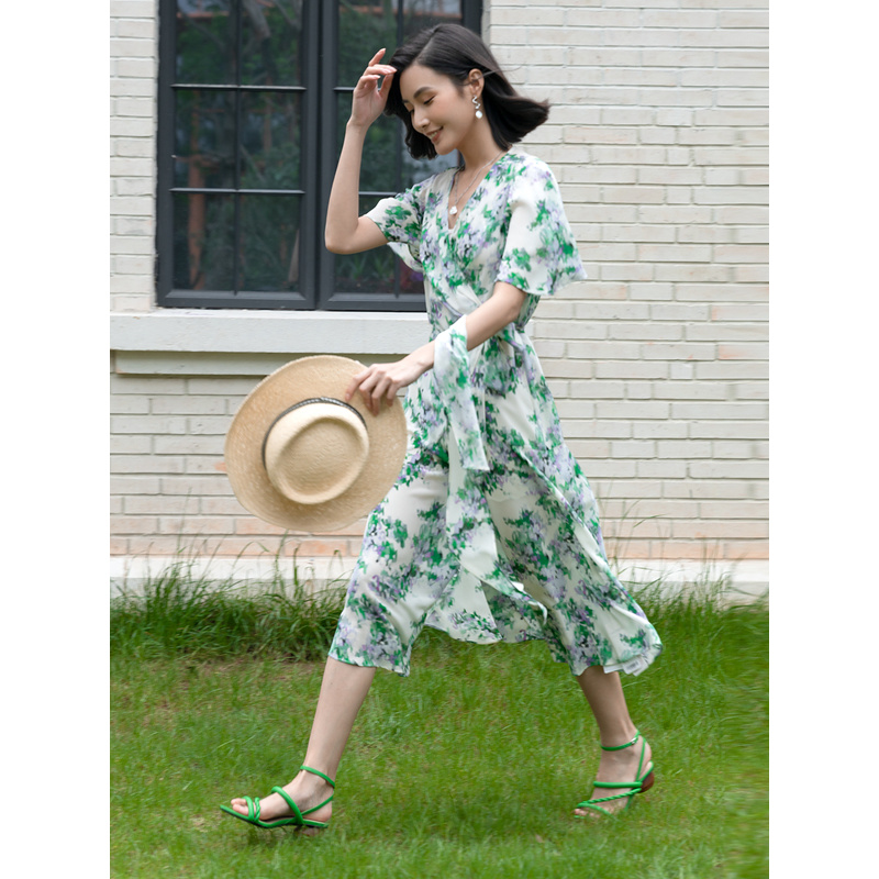 【九月】莱芙艾迪儿连衣裙（赠吊带衫）1E2L93195