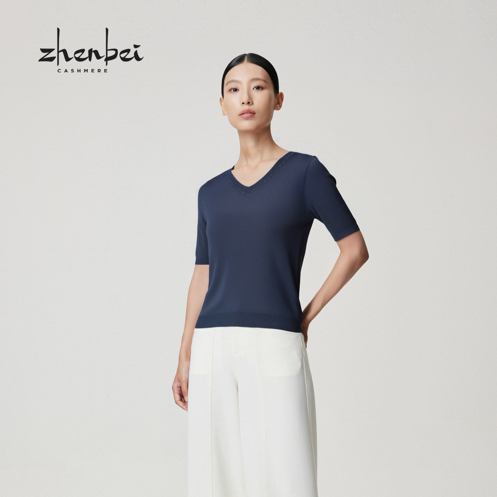 ZB/珍贝2025新款丝绒一体成型V领烫饰女短袖/H102016
