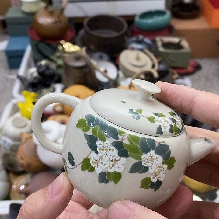 陶瓷艺术品及陶瓷壶壶