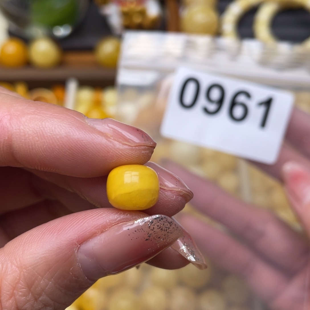 蜜蜡珠宝奇石未镶嵌10