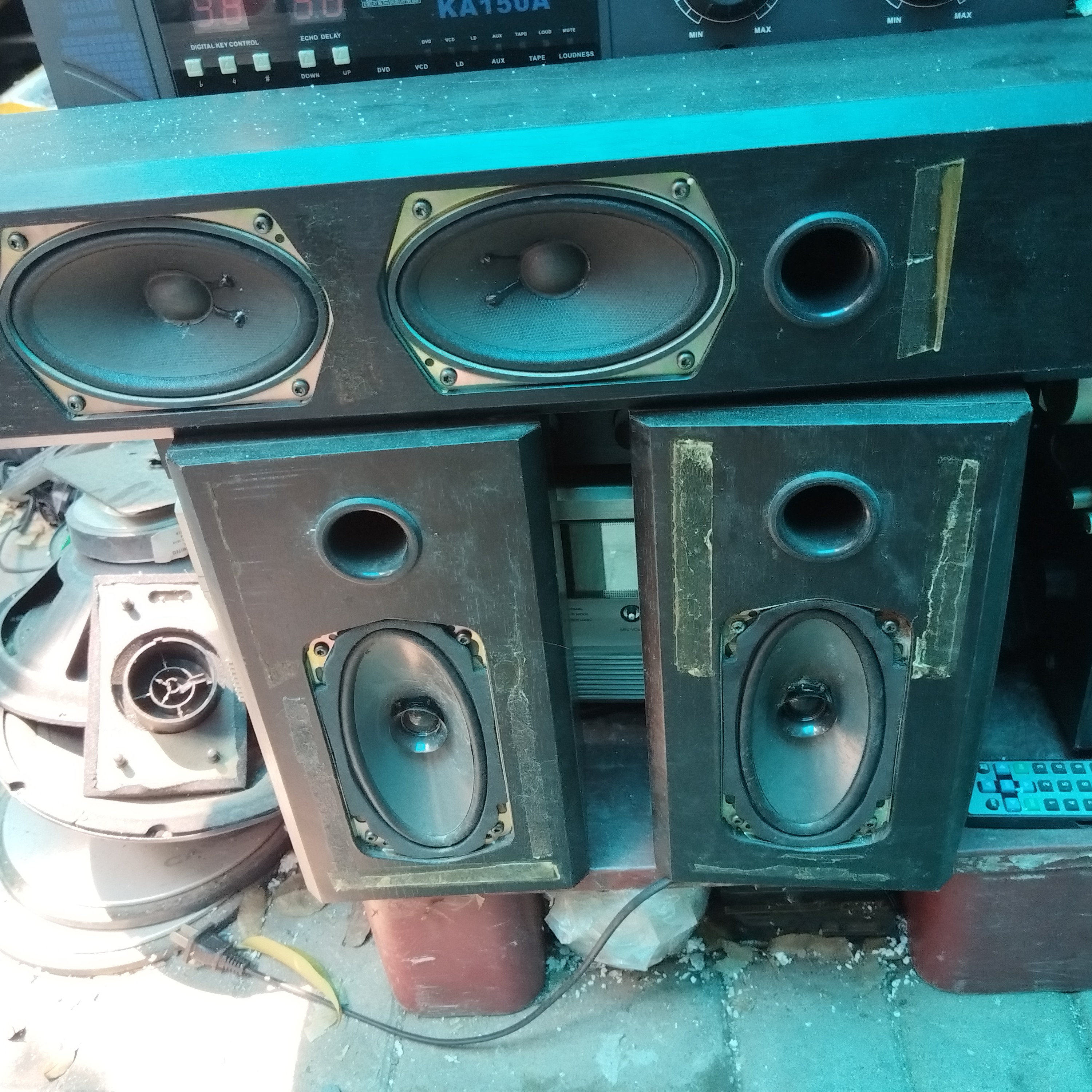 8新    环绕中置一套，不包邮邮费到付，不支持退换退货