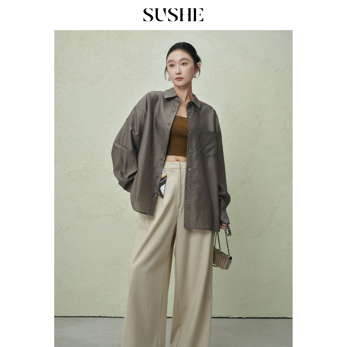 束皙SUSHE 盈月 流动哲学2025年春季新款天丝翻领薄透衬衫上衣女