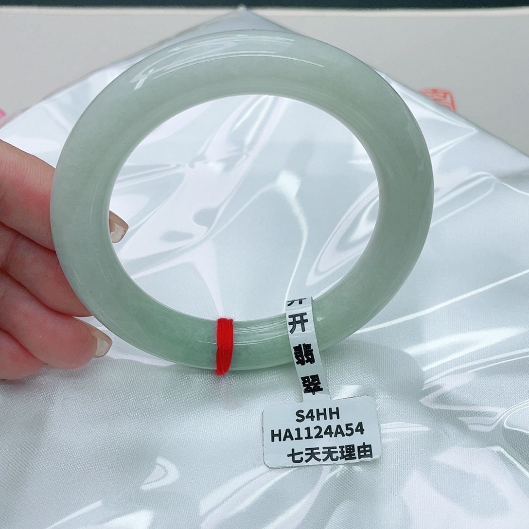 翡翠手镯未镶嵌圆56.3