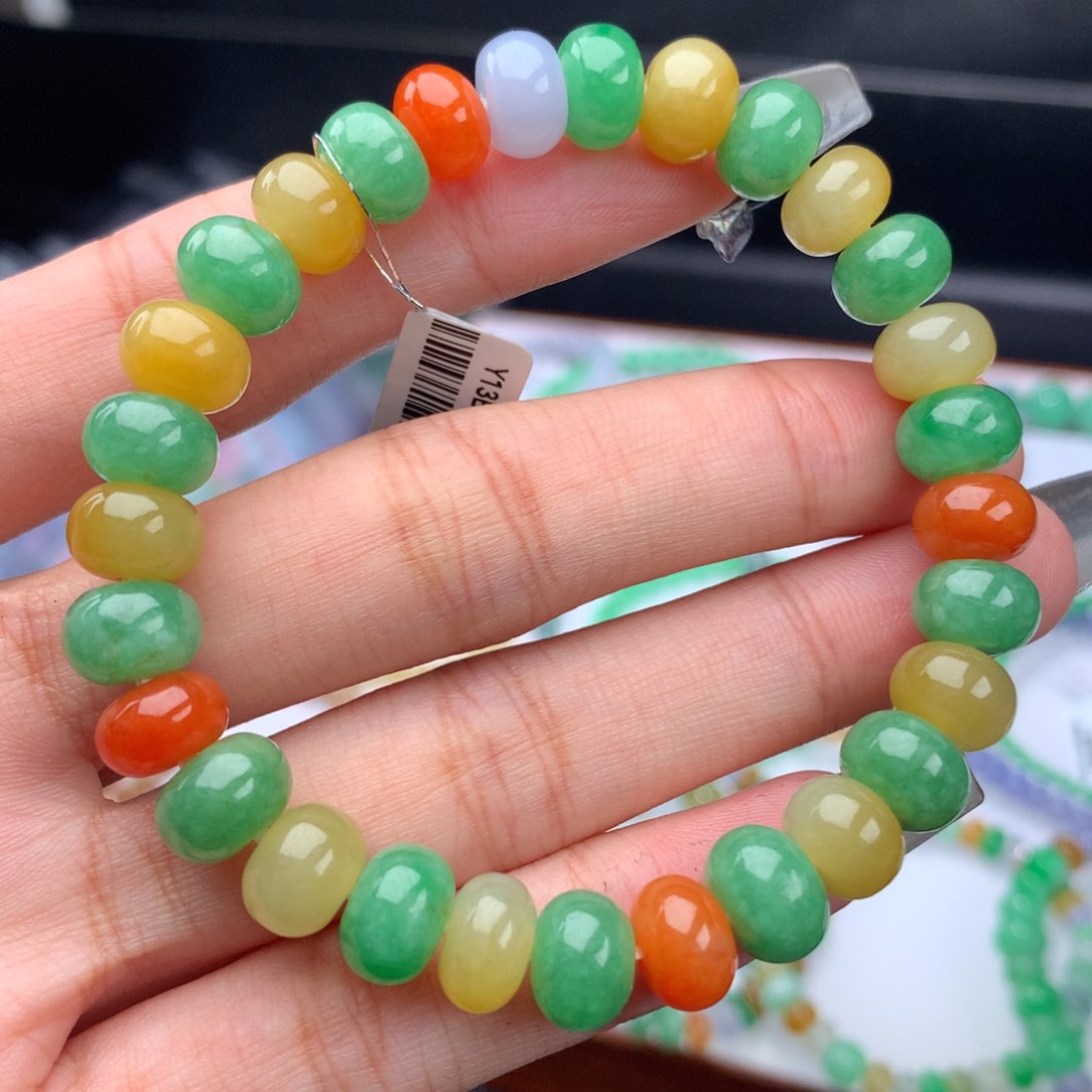 翡翠手链未镶嵌卡