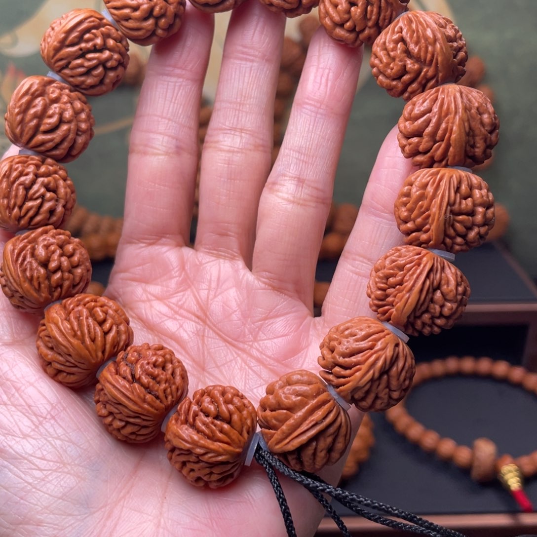手串桃核19刺龙纹