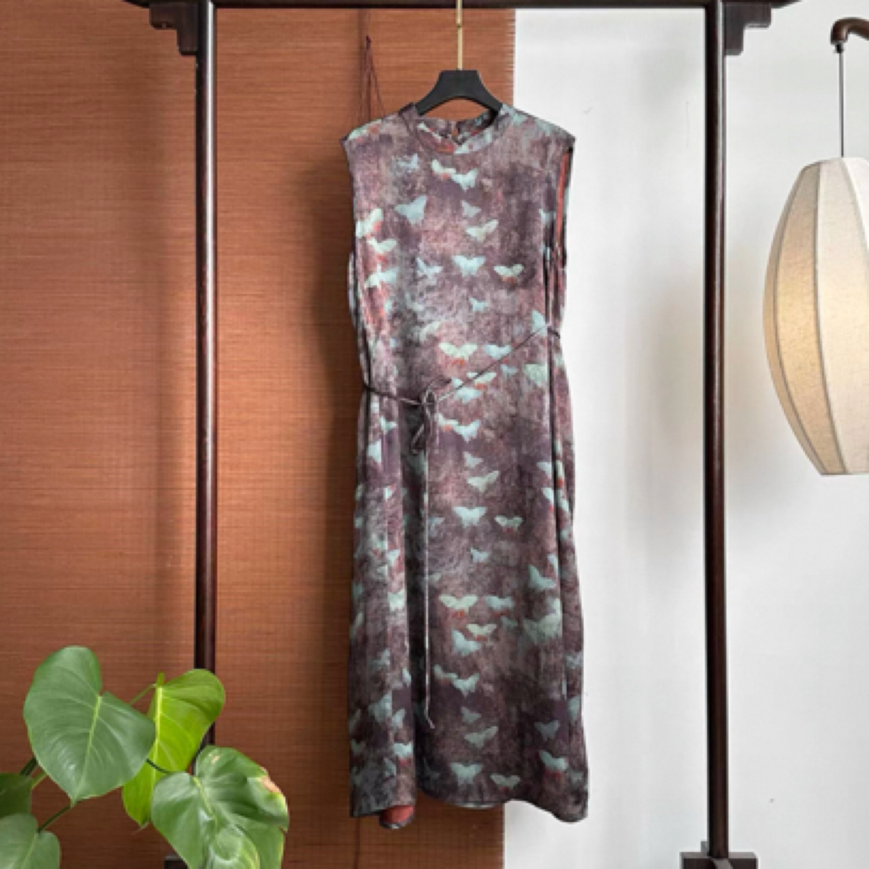 香云纱桑蚕丝无袖蝴蝶飞飞蓝色连衣裙zhx-8835