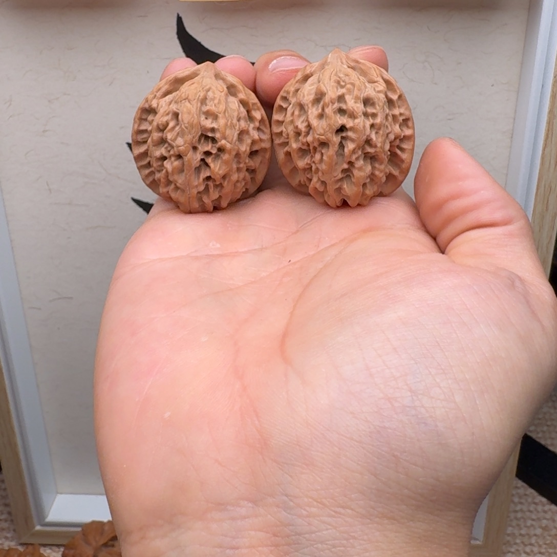 文玩核桃把件3836野生