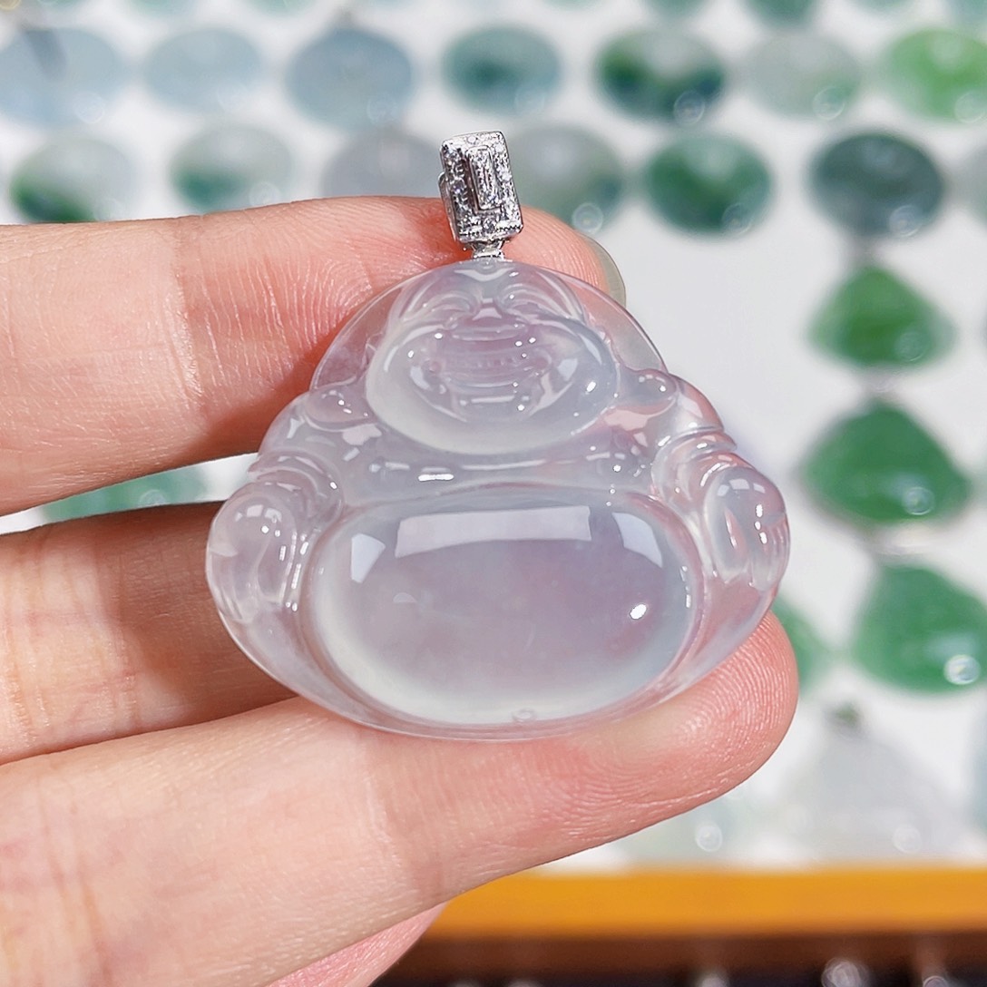 颈饰18K金镶嵌翡翠吊坠