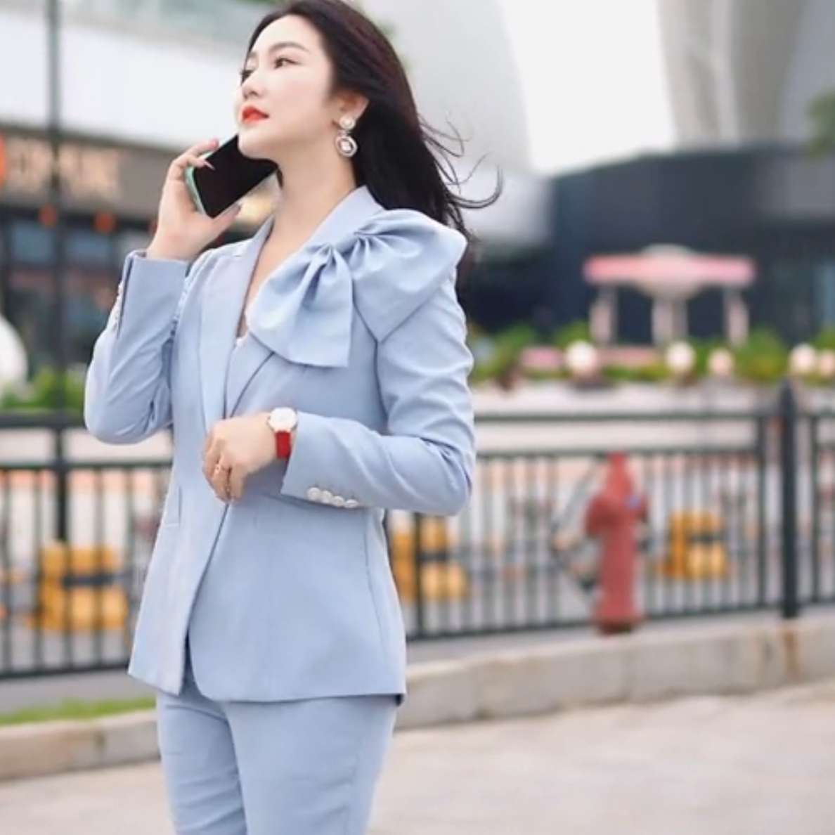 臻韩美2025高定雾霾蓝长袖九分裤女士西服套装爆款时尚气质