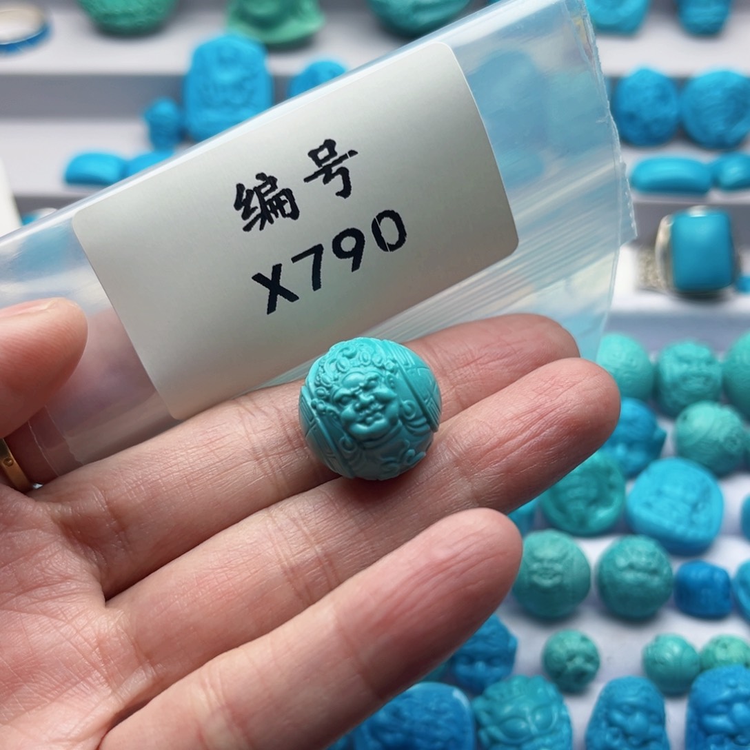 绿松石雕刻未镶嵌