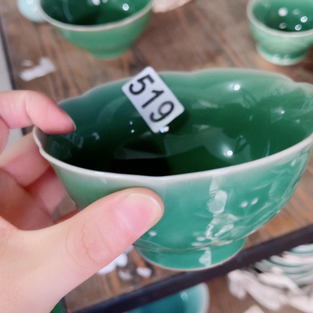 青瓷哈哈哈哈哈哈哈哈哈哈哈哈