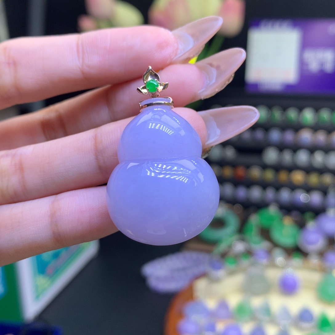 翡翠18K金镶嵌颈饰天然