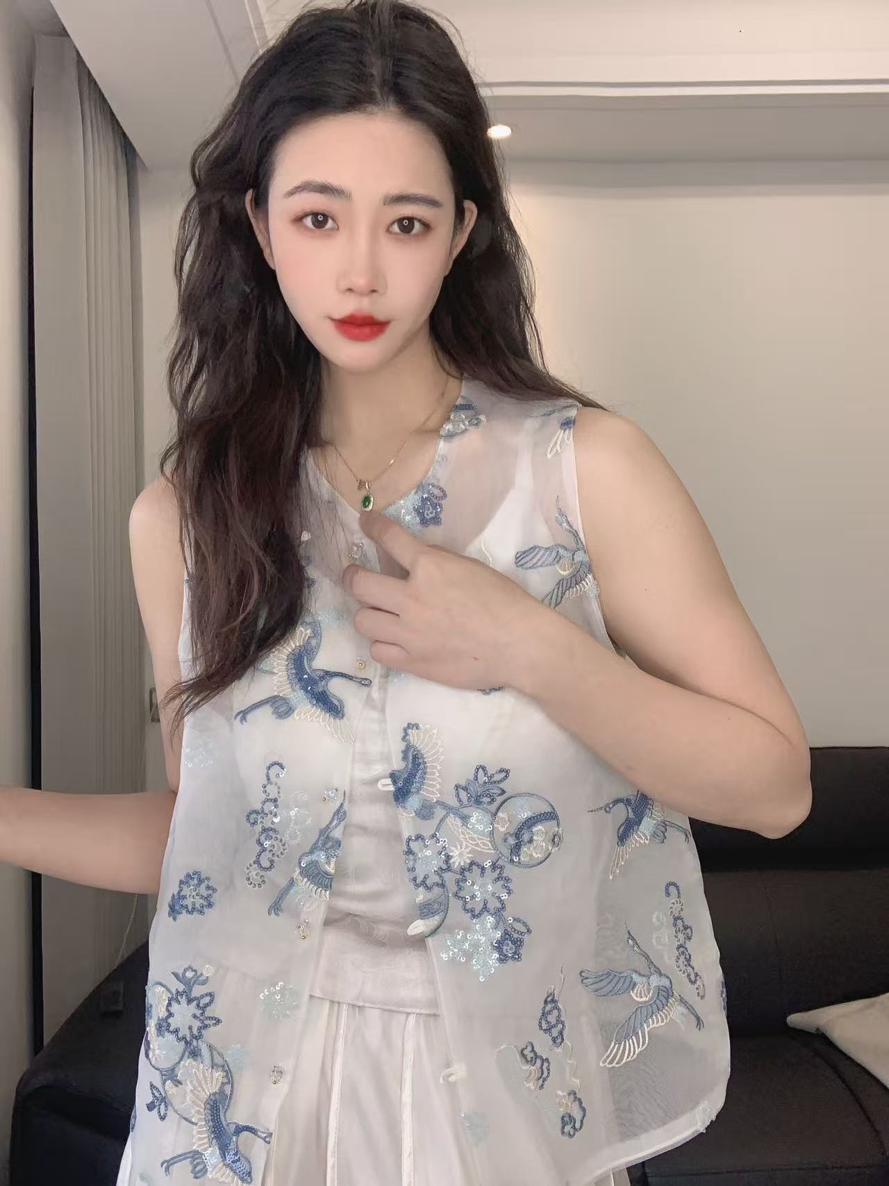 九月 仙鹤 中式网纱刺绣无袖薄款马甲坎肩上衣重工新款气质国风