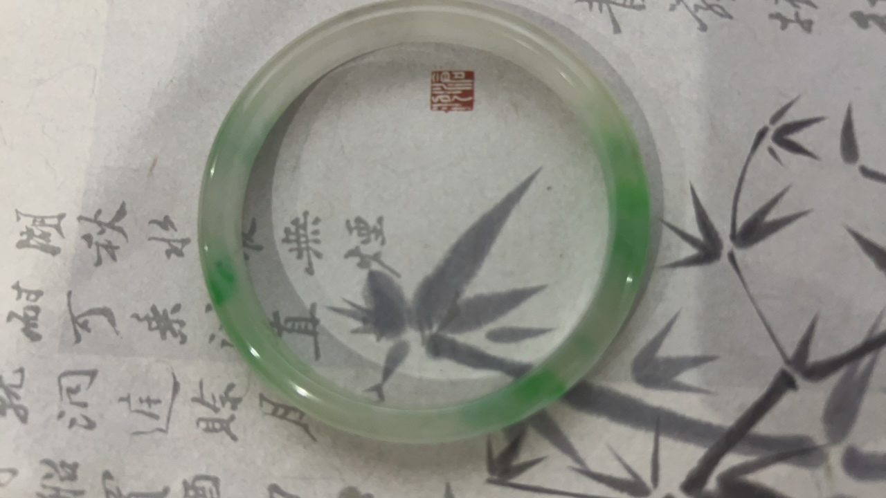 F2165-五九＋ 缅甸冰润飘绿翠翡翠手镯女款手工