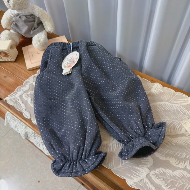 在仓 7seven 25冬 9252女童圆点深灰加绒灯笼裤（汉服）