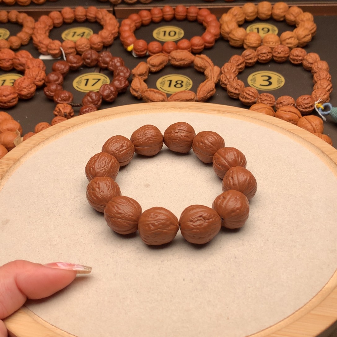 文玩核桃手串蘑菇力