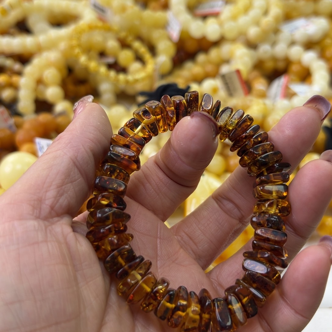 琥珀珠宝奇石未镶嵌